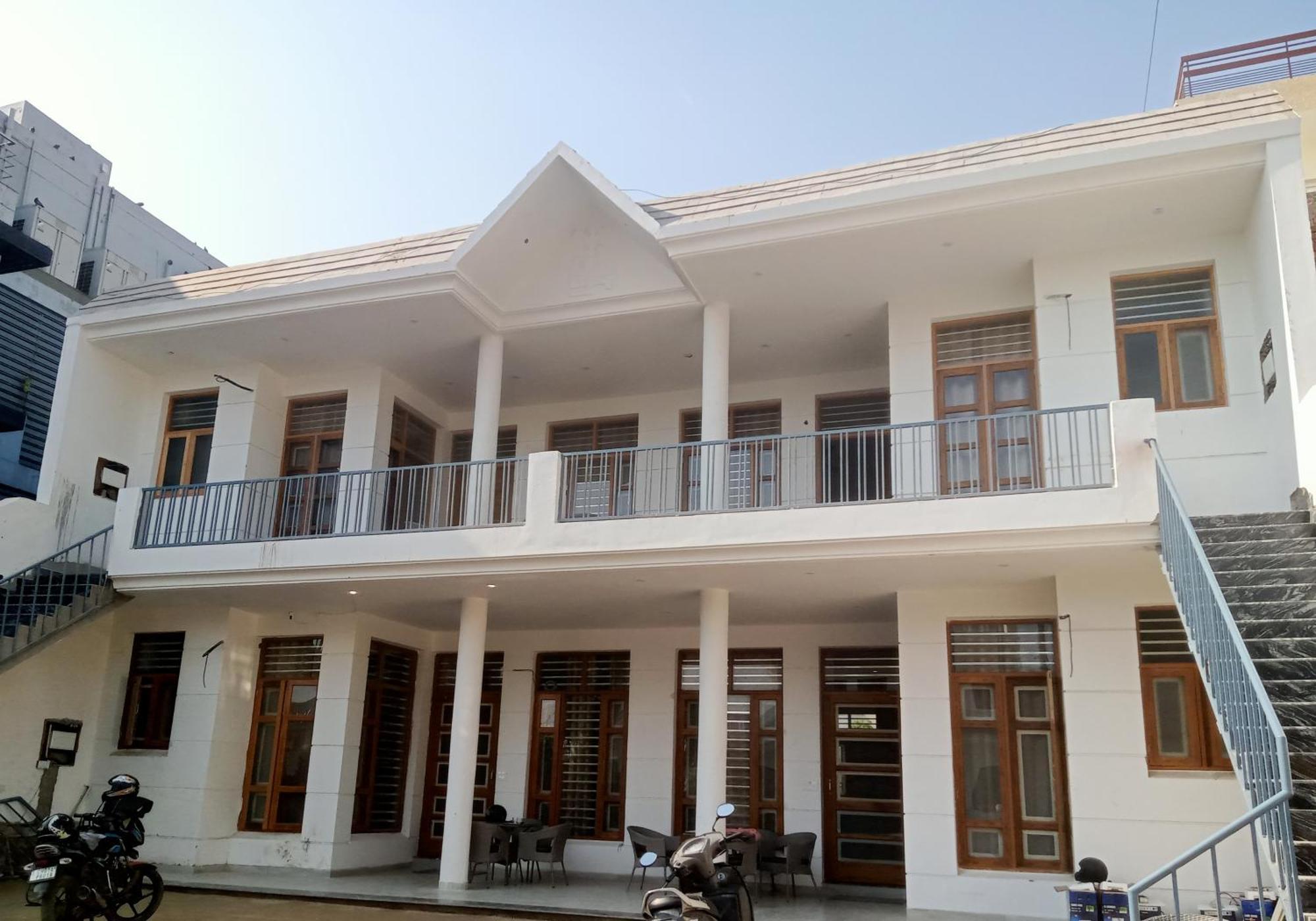 Villa Anand Kunj Chandigarh