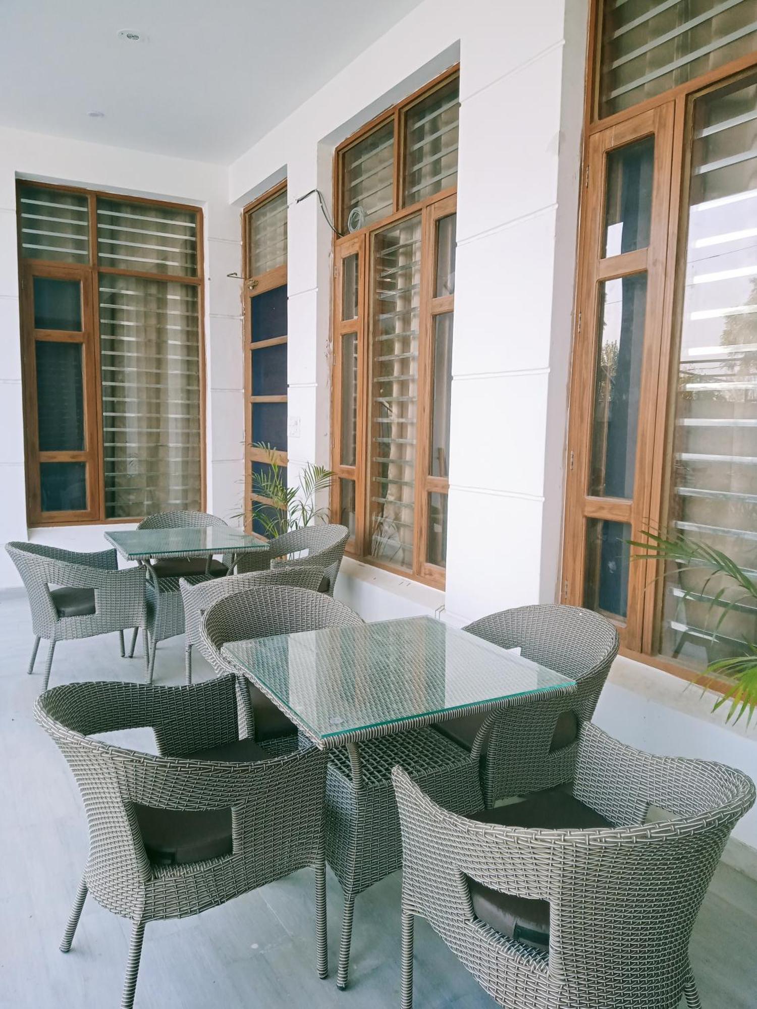 Anand Kunj Villa